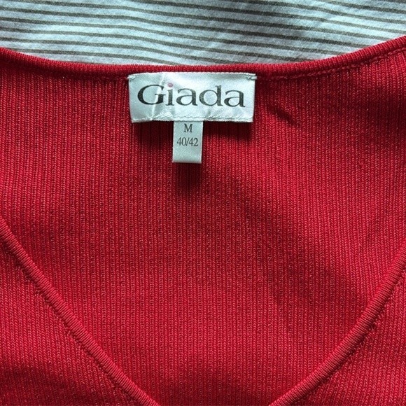 Giada elegant and stunning top in beautiful red color, size M So elegant - Picture 3 of 7